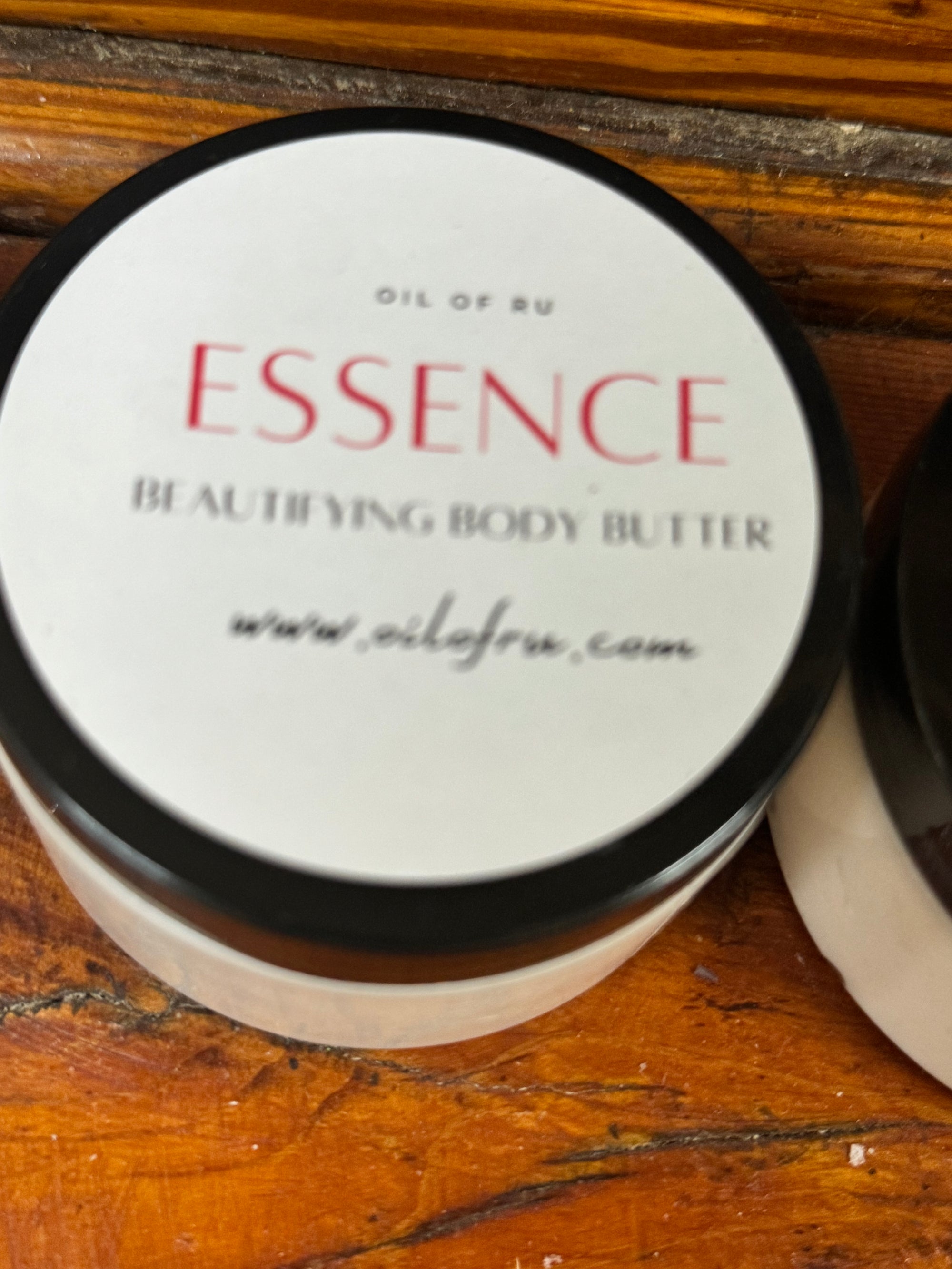 ESSENCE GROUNDING BUTTER